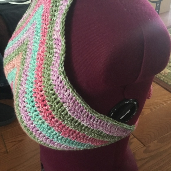 Halter tops are back, hand crocheted , multicoloured halter top - new - Picture 2 of 7
